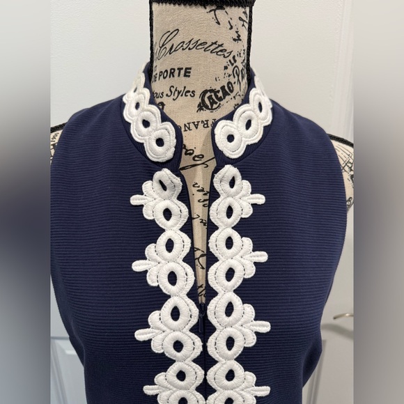 Lilly Pulitzer Navy Dress with White Embroidered Accents - Picture 4 of 8